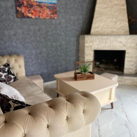 Buo'S Guest House Borjomi Luaran gambar