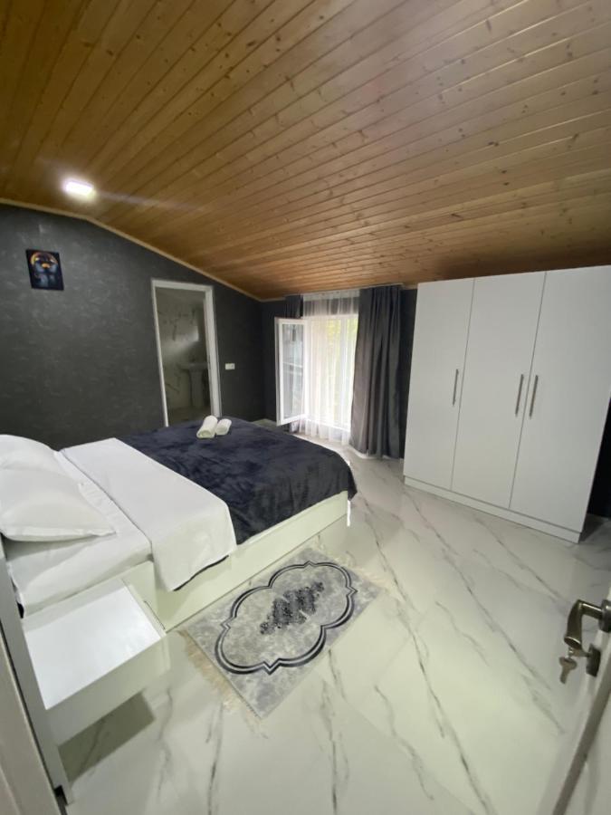 Buo'S Guest House Borjomi Luaran gambar